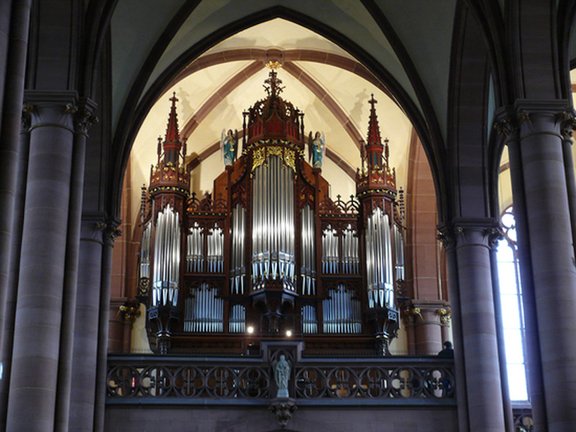 Marien_Orgel_850.JPG 